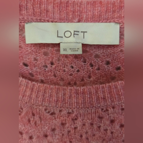 Valentine Sale!  Pink Crew Neck Sweater - Picture 2 of 3